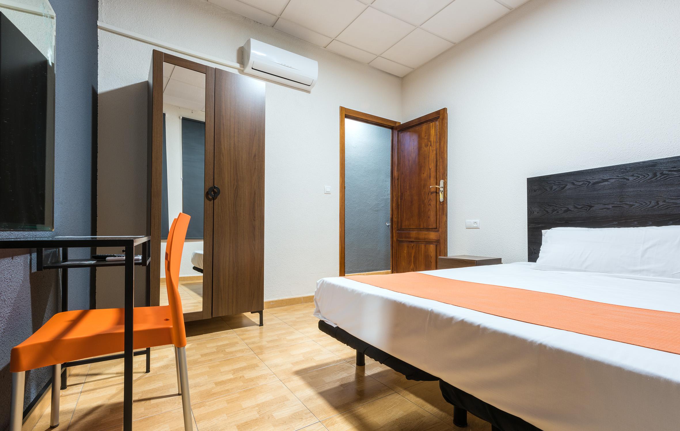Kubik Hotel Caceres Luaran gambar