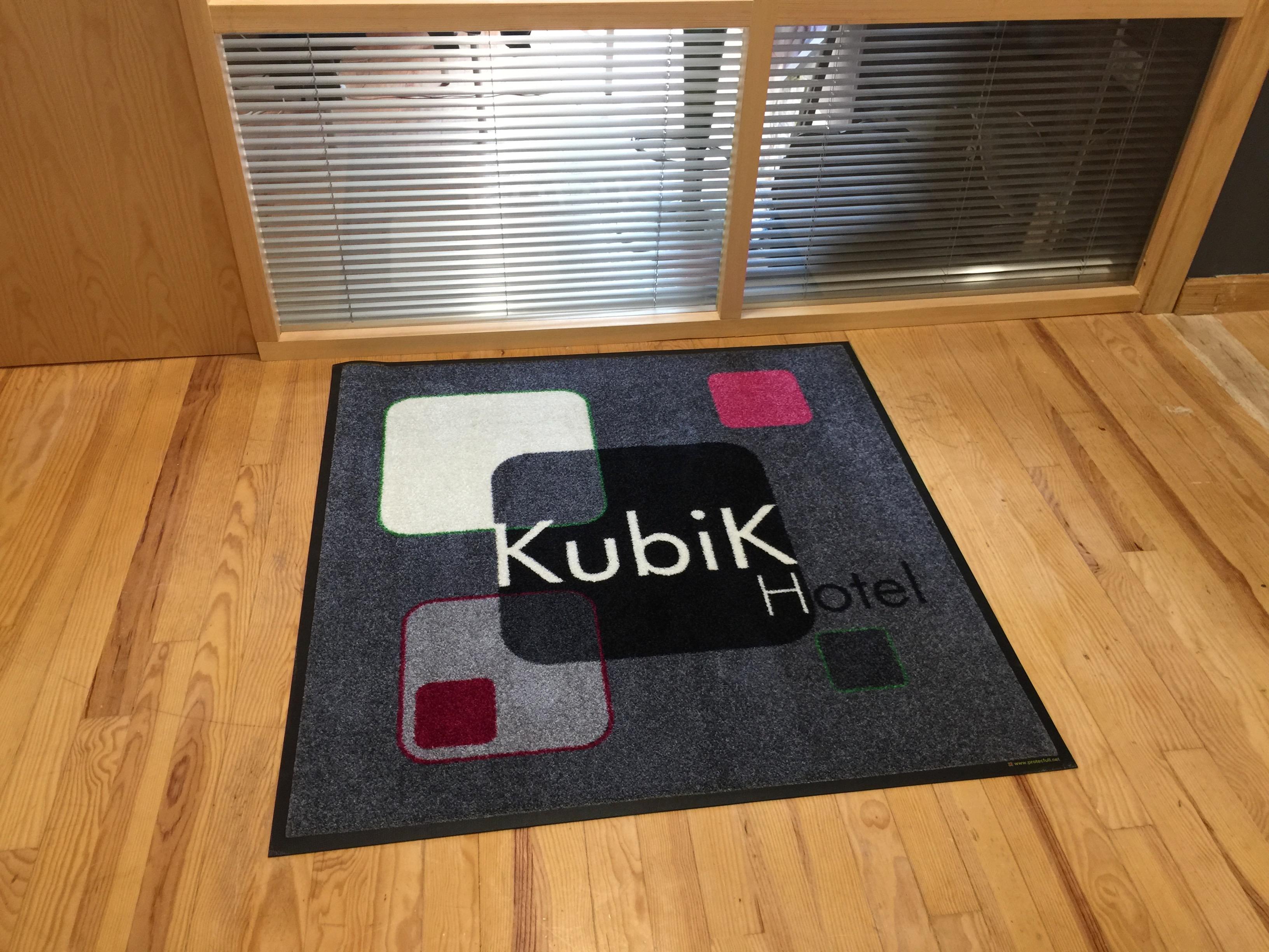 Kubik Hotel Caceres Luaran gambar