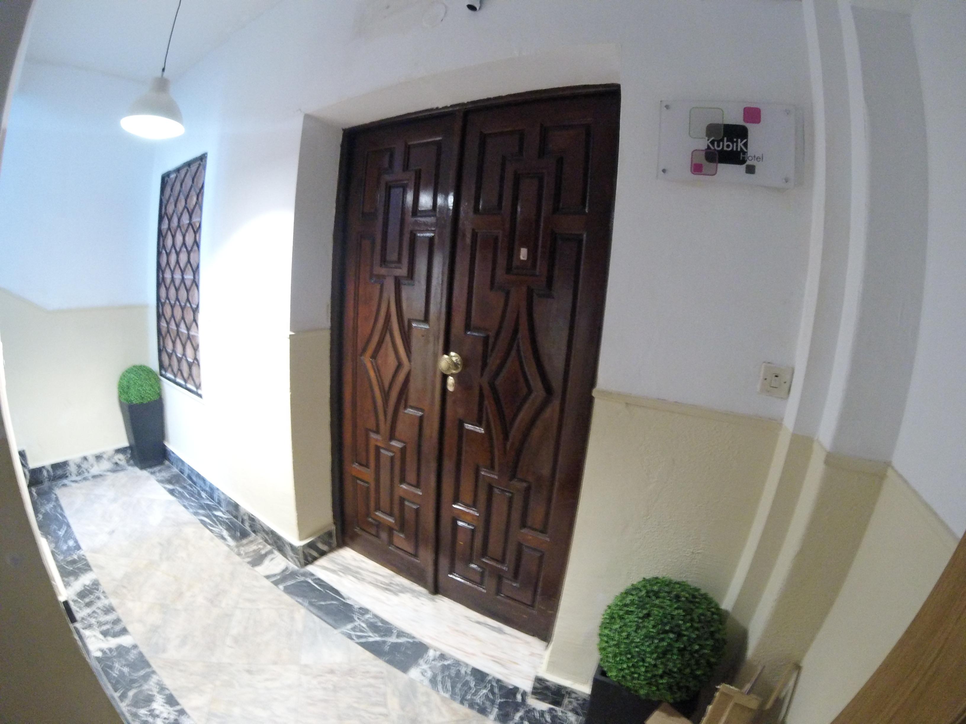 Kubik Hotel Caceres Luaran gambar