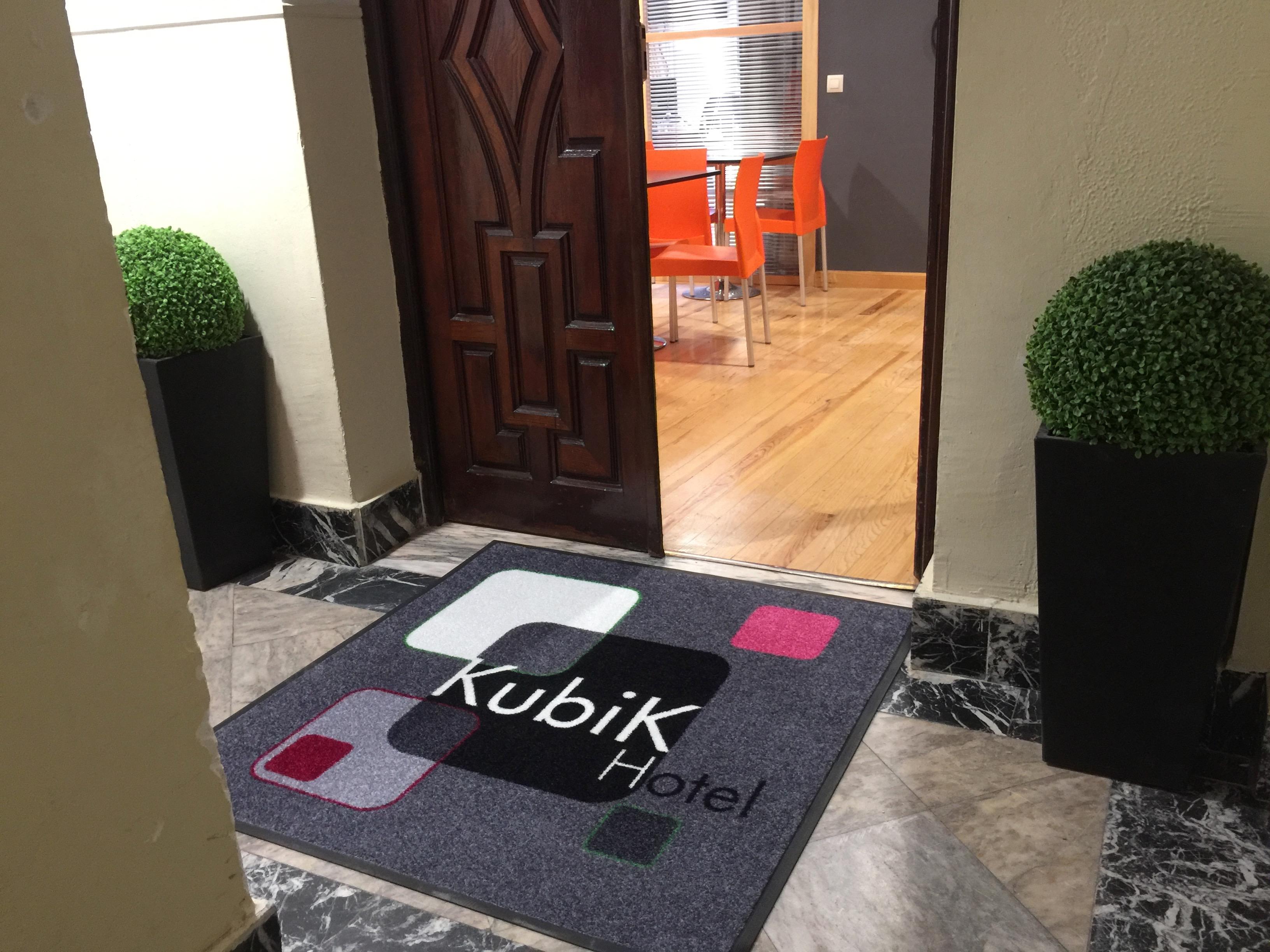 Kubik Hotel Caceres Luaran gambar