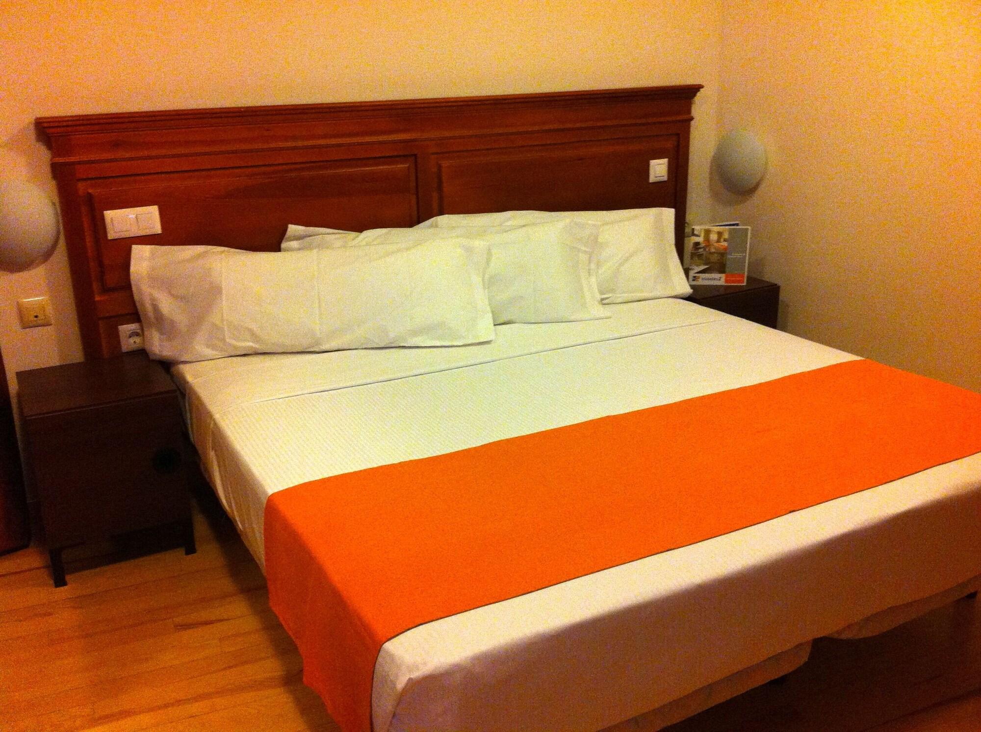 Kubik Hotel Caceres Luaran gambar
