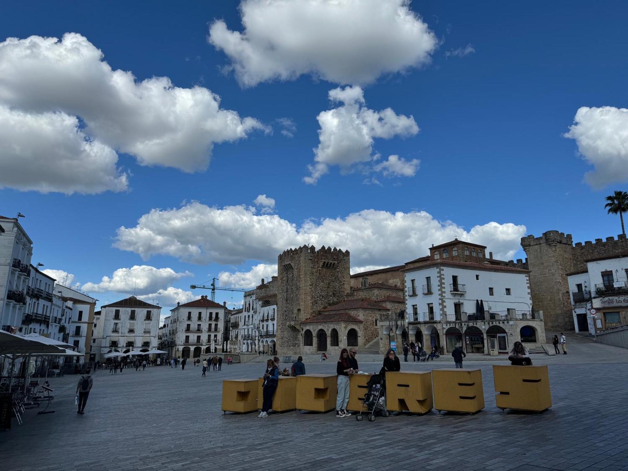 Kubik Hotel Caceres Luaran gambar